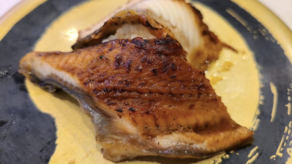 ウナギとスッポンのダブル蒲焼寿司