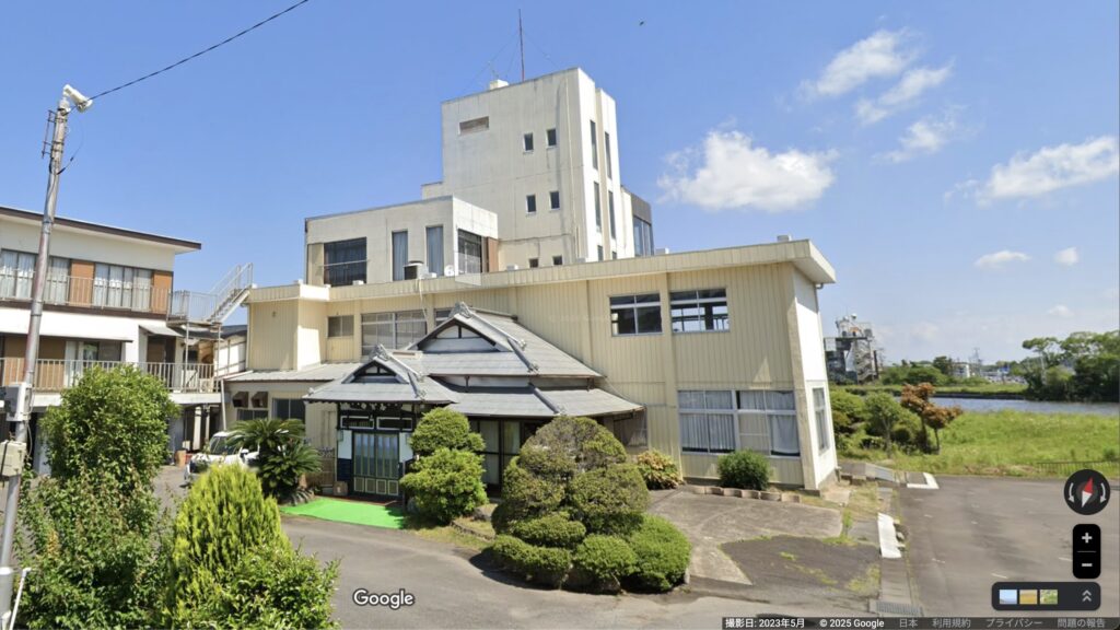 伊勢屋(臨時休業中)