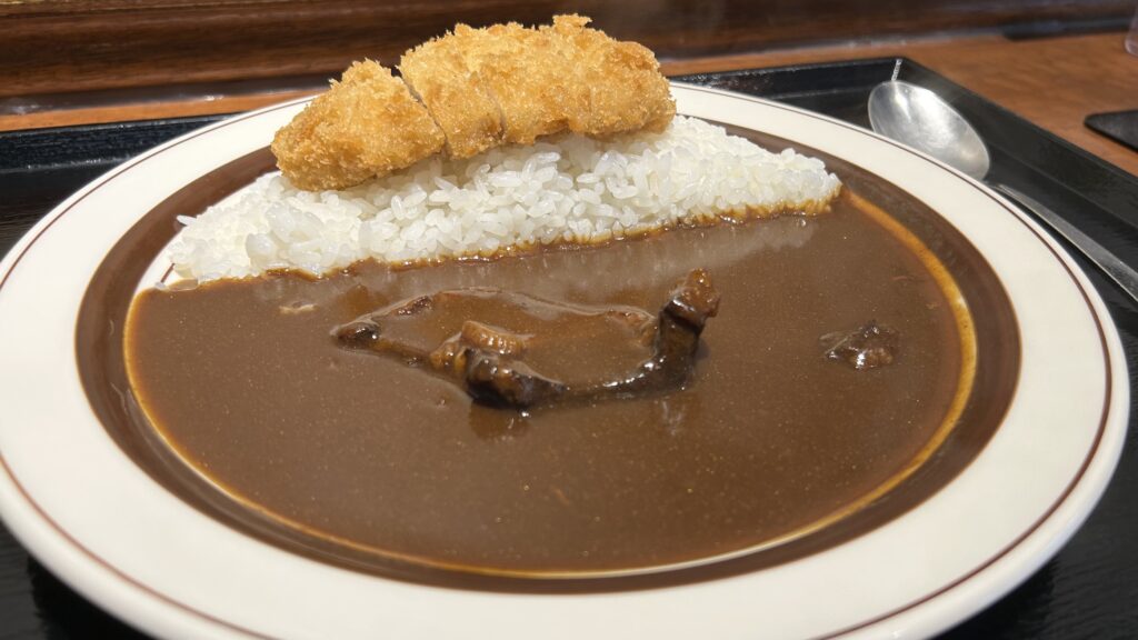 クランエース:昭和の味を守るカレーの名店