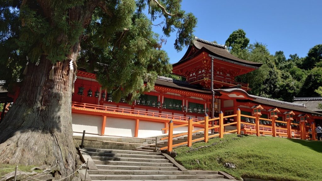 奈良公園で鹿を優遇したのは誰なのか