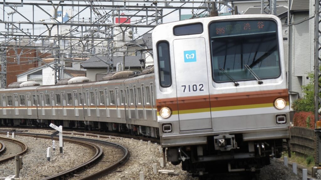 “新木場は埼玉と千葉の県境”という鉄道構造の交差点