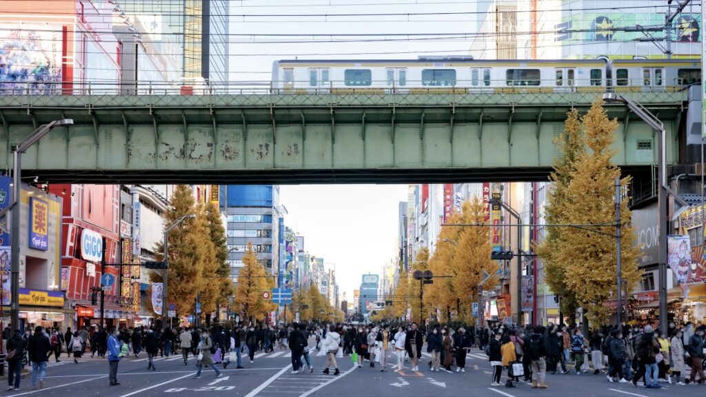 SNSと配信が「オタクの主戦場」になった背景