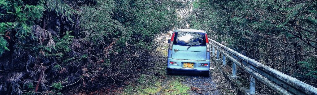 カーナビの落とし穴?細道誘導の危険性