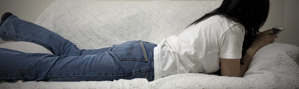 SNSに疲れていると気づくだけで軽くなる