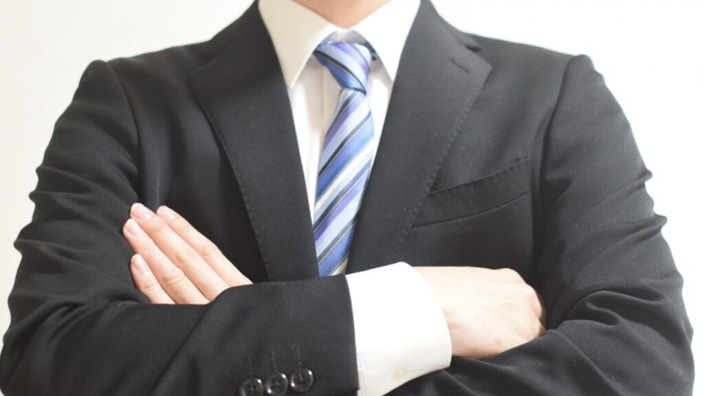 言い切る力だけで信頼を得る仕組みになっている