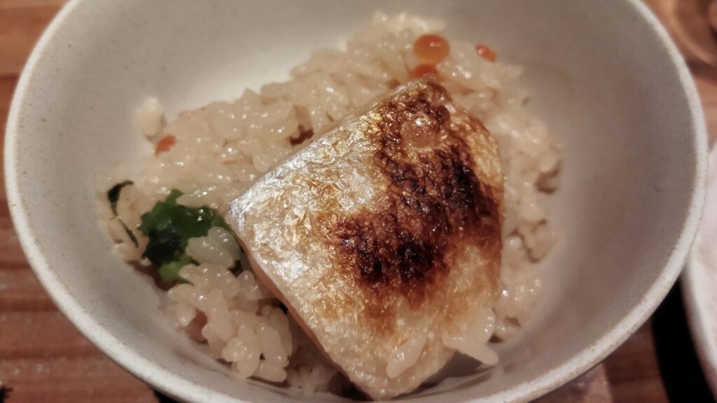 余ったハラスは炒飯や汁物にリメイク