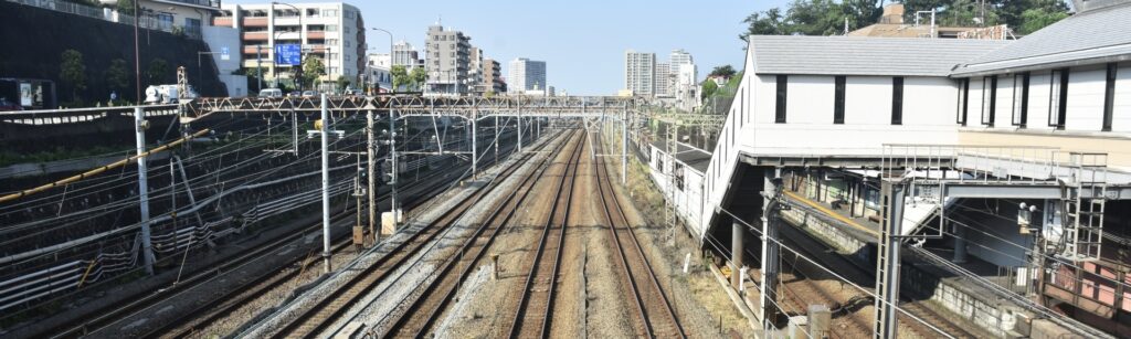市歌は歌えるが県歌は誰も知らない
