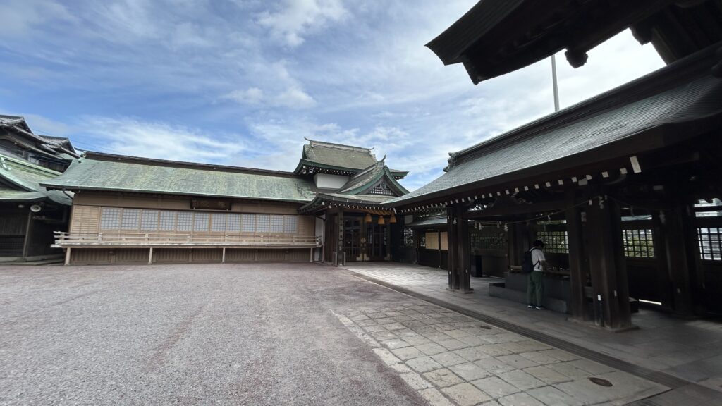 境内で見つけた小さな発見
