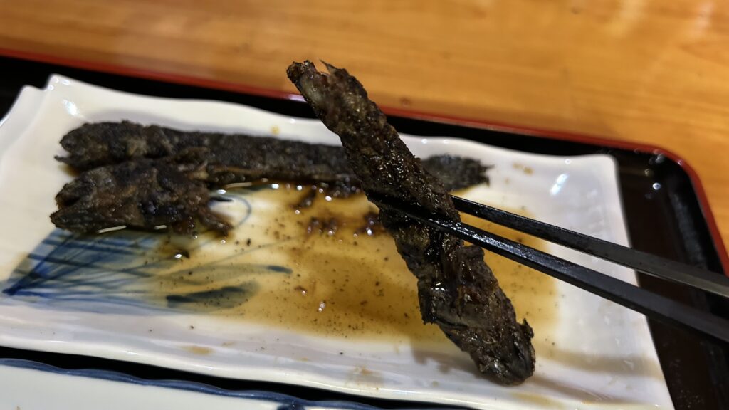 焼いてから甘辛に煮るという生活の知恵