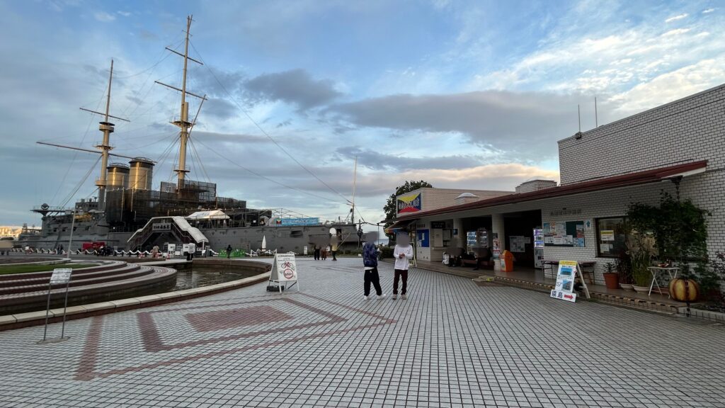 記念艦三笠で東郷ターンをキメて海軍カレー
