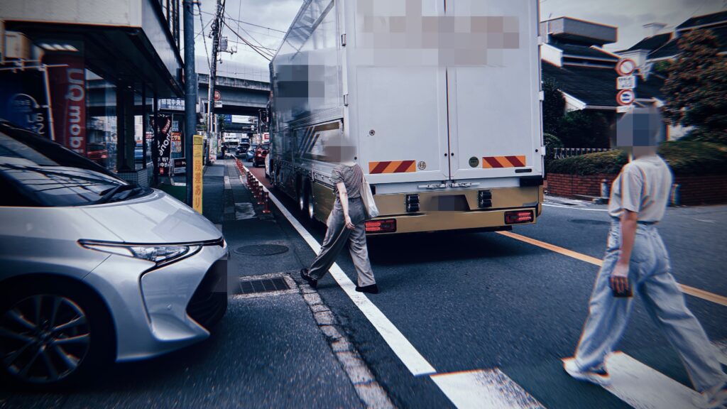 幹線道路がきれいに交差せず重複している