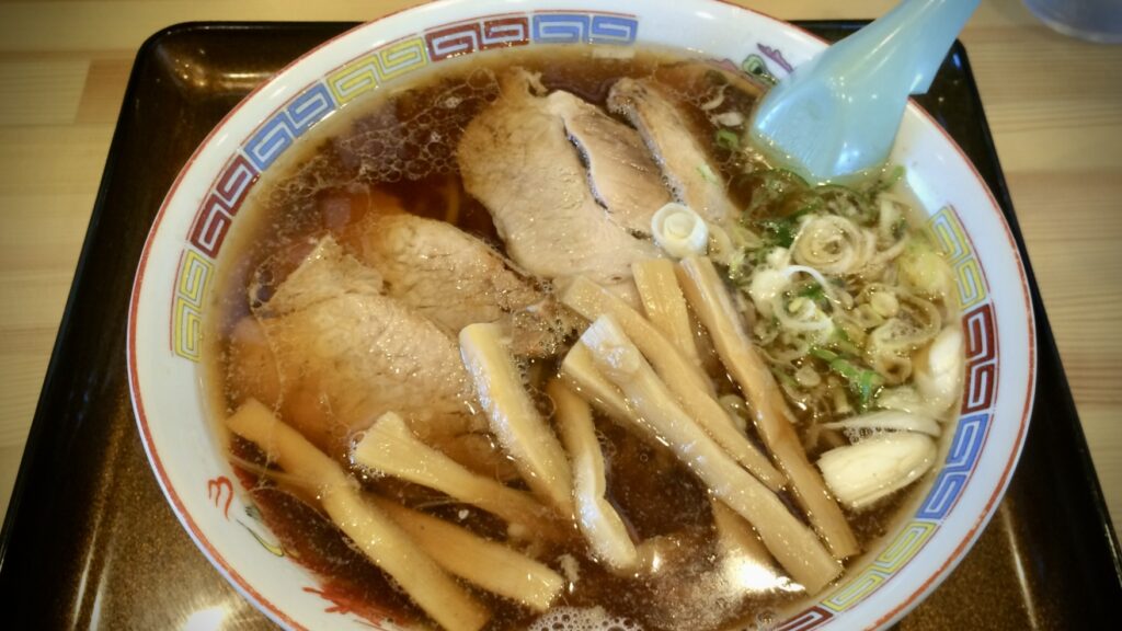 昼食:米沢ラーメン