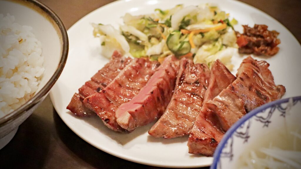 昼食:牛タン定食