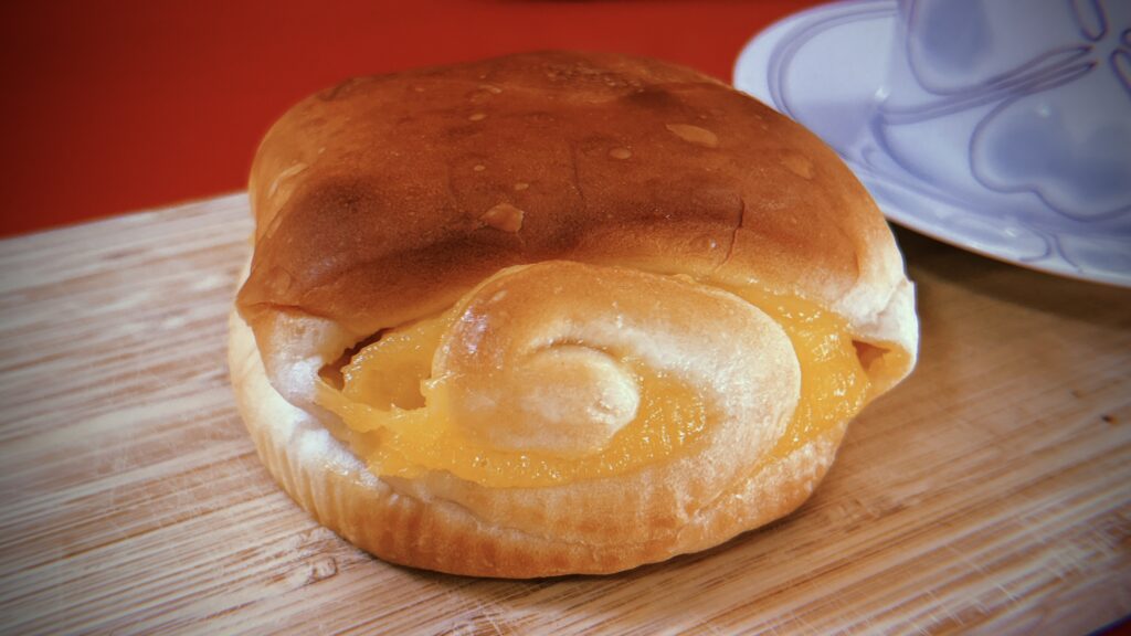 袋を開けた瞬間に広がる「クリームの香り」