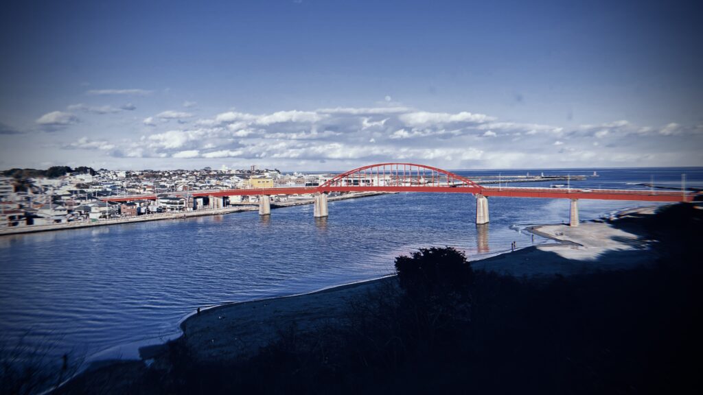 神様と古墳：地形が語るもうひとつの物語