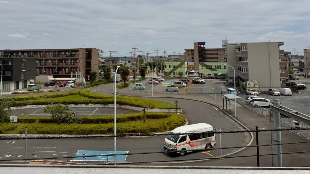 コンビニもホテルもない絶望駅