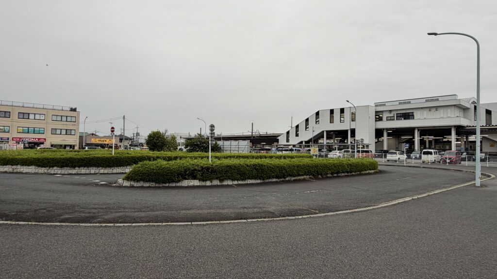 コンビニもホテルもない絶望駅