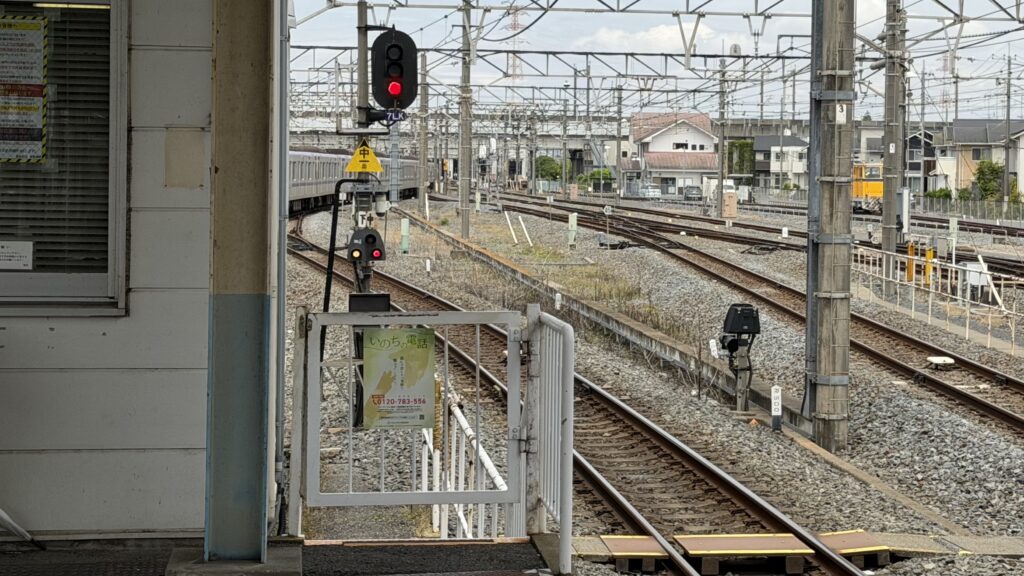 コンビニもホテルもない絶望駅