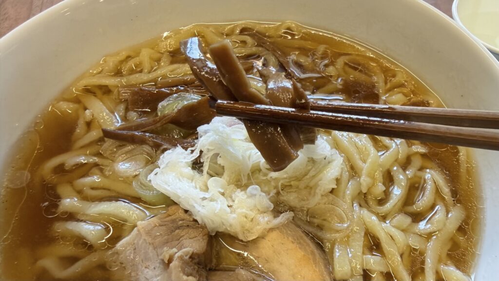 フードコートで食べてる人に話を聞いてみた