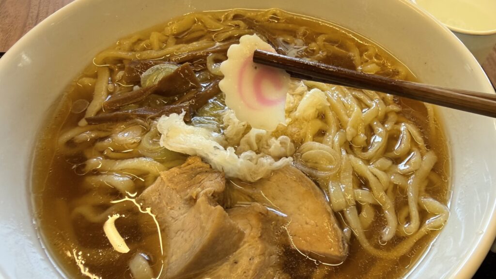 フードコートで食べてる人に話を聞いてみた