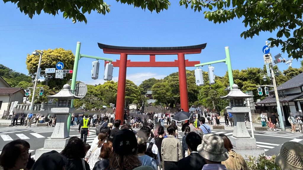 鶴岡八幡宮はなぜ「つるがおか」なのか