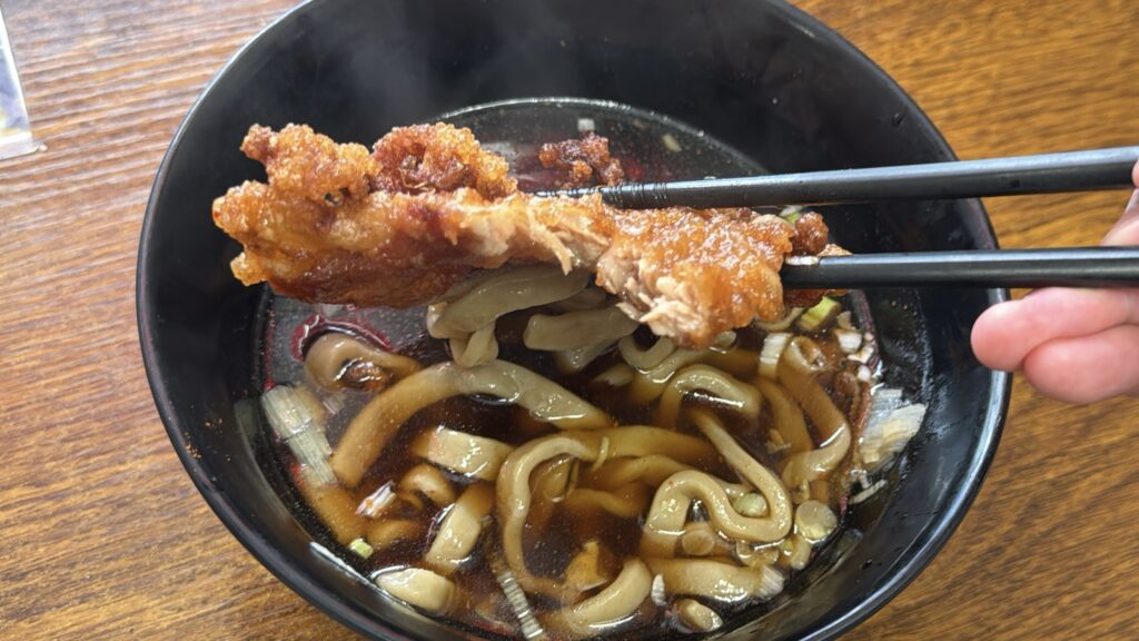 雑賀屋でそばを食べてる人に話を聞いてみた