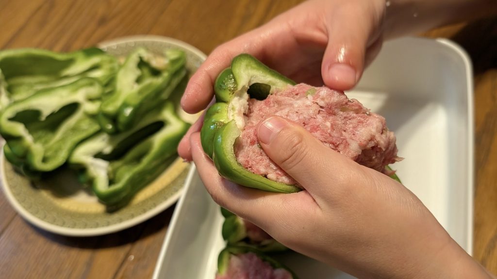 私はピーマンの肉詰めを食わない