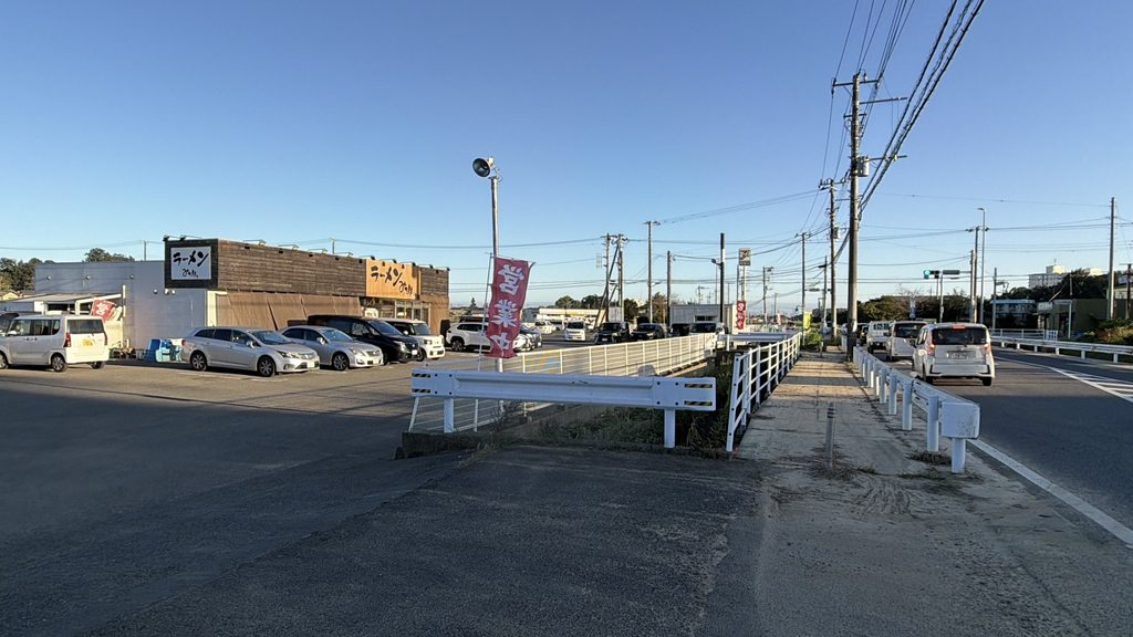 ラーメン屋とコンビニがあの場所にある理由
