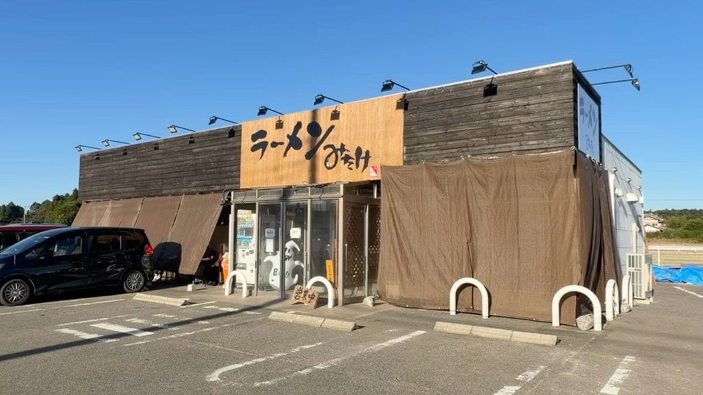 ラーメン屋とコンビニがあの場所にある理由
